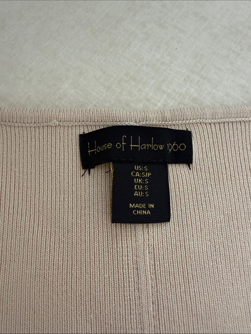 House of Harlow 1960 Beige Long Sleeve Scoop Neck Top - Picture 3 of 5